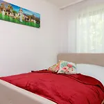 Lily By Interhome